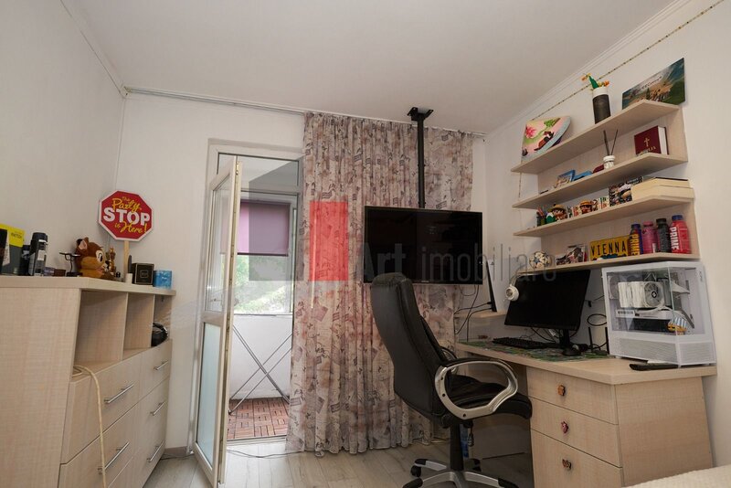 Doua camere - metrou Dristor