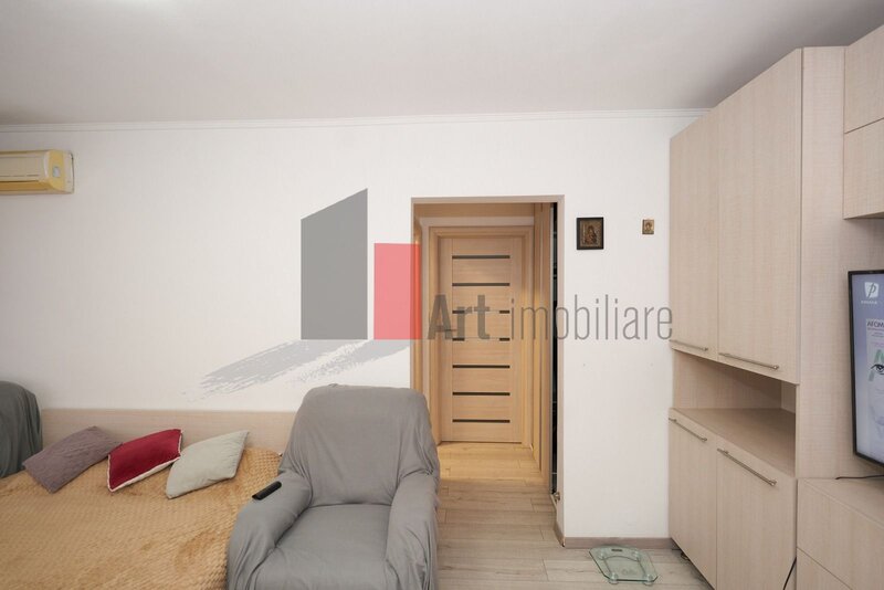 Doua camere - metrou Dristor